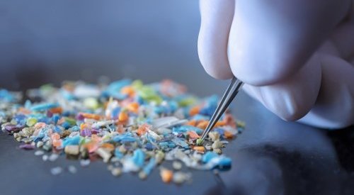 Microplastiques : Comment l'UE veut réduire la pollution de 30% d'ici 2030