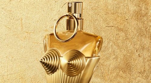 Aptar Beauty réalise les pompes et échantillons de la gamme Divine de Gaultier