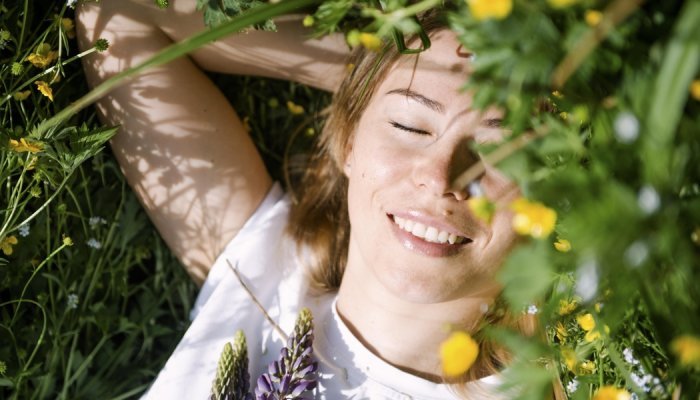 Améliorer la beauté naturelle des peaux sujettes aux imperfections