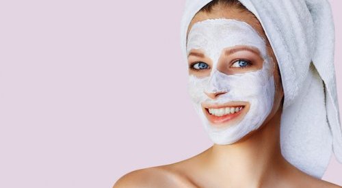 Trends: 'Skin flooding' or the art of skincare layering